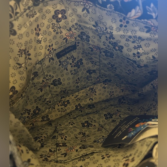 Vera Bradley tote - Picture 3 of 3